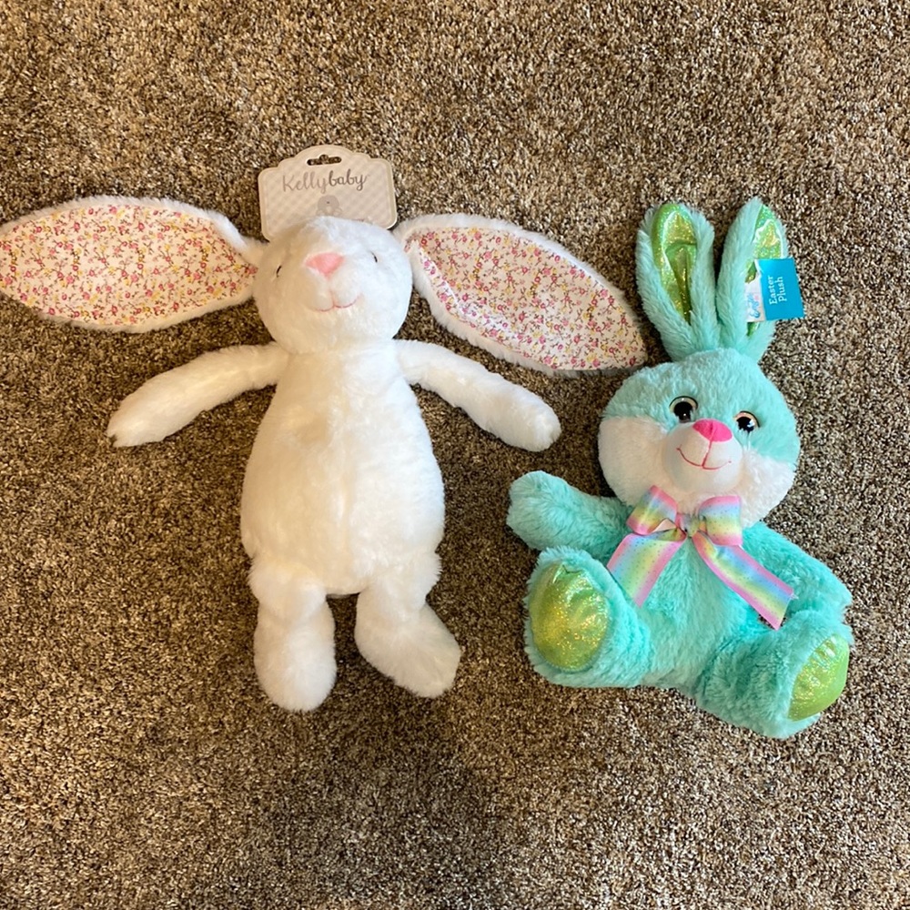 2 NEW Rabbits